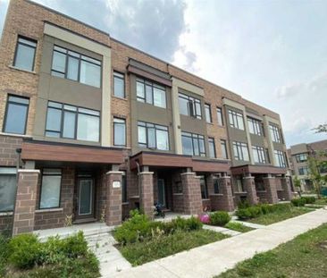 For Lease - 149 Salterton Circle, Vaughan, Ontario - Photo 4
