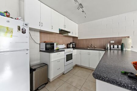 5 / 4 Haig Street - Photo 5