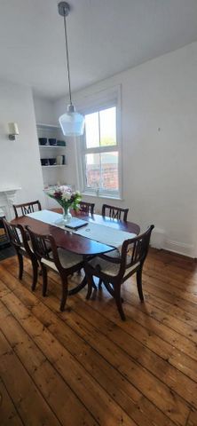 2 bedroom private hall to rent - Photo 2
