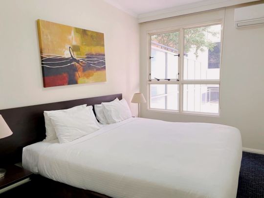 1Bedrooms, 1Bathrooms - Photo 1