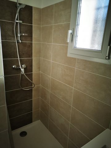 Joli Studio meublé en location à Montélimar (26) avec JURISTIMMO - Photo 5