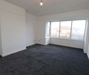 To Let 1 Bed Flat - Photo 5