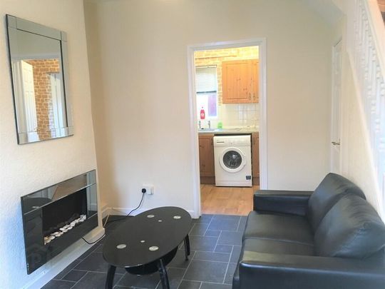 38 Mayflower Street, Beersbridge Road, Belfast, BT5 4SL - Photo 1