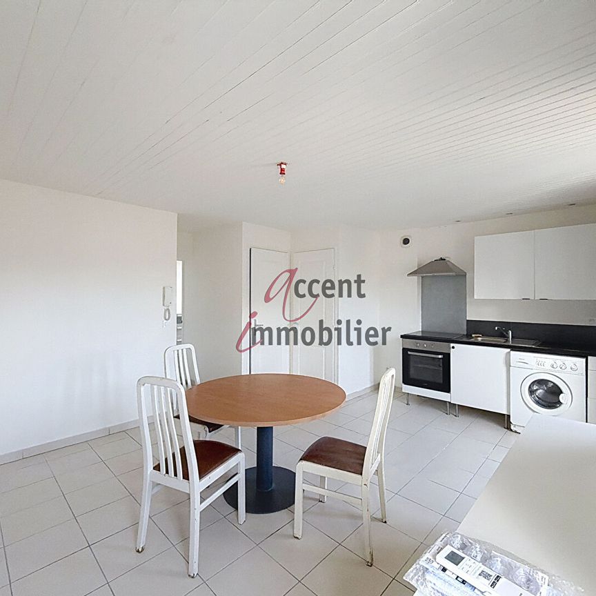 Appartement Orgon 2 pièce(s) 30 m2, - Photo 1