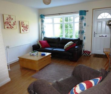 2 bedroom property to rent - Photo 1