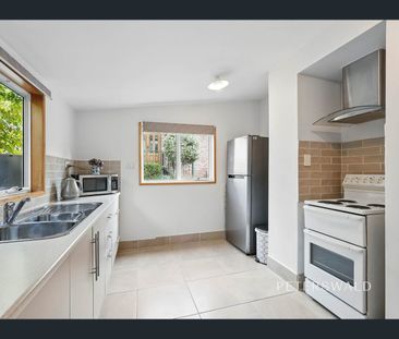 1/96 Cascade Rd, South Hobart, Tas 7004 - Photo 3