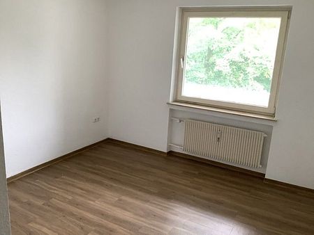 Bezugsfertige 3- Zimmer-Wohnung mit Balkon in Lüdenscheid - Photo 4