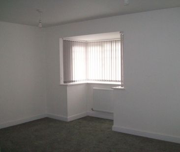3 bedroom House To Let - Photo 1