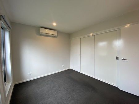 1/109 Wood Street, Preston VIC 3072 - Photo 2