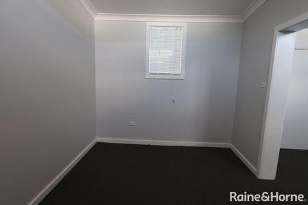 17/2 Keppel Street, Bathurst, NSW 2795 - Photo 2