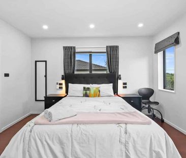 Ensuite 3 double bed rooms - Photo 1