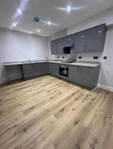 2 bedroom apartment to rent - Photo 2