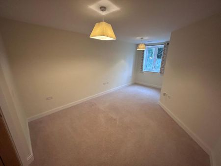 1 bedroom retirement property to rent - Photo 2