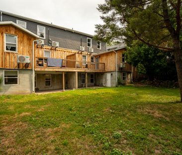 For Lease - 164-168 Picton Street Unit# 1, Hamilton, Ontario - Photo 1