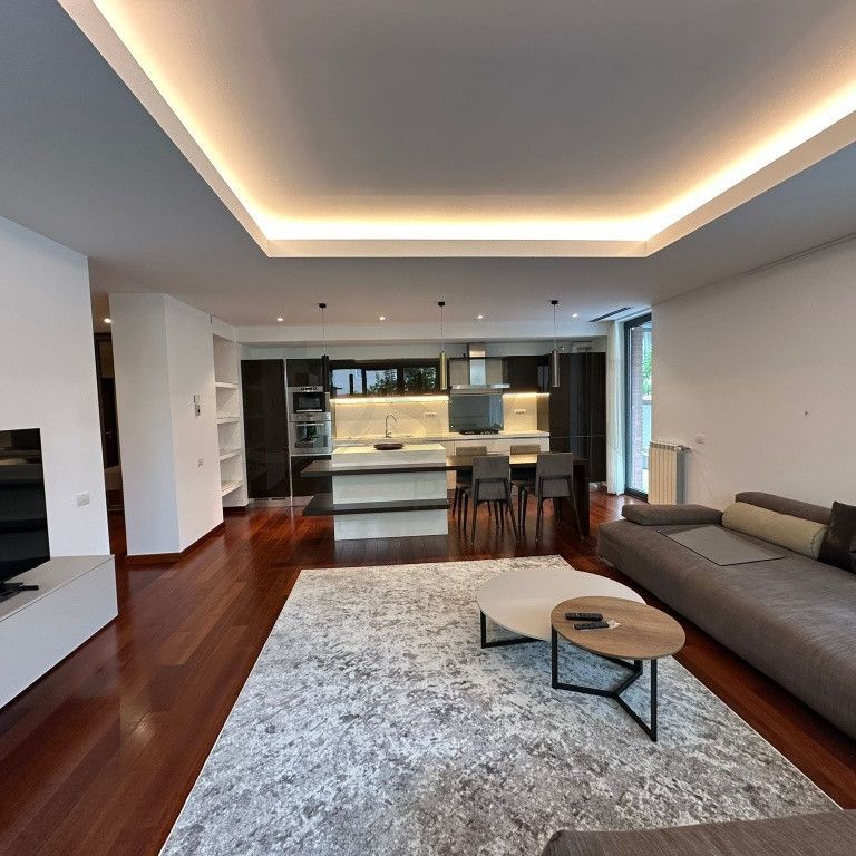 APARTAMENT SPECTACULOS l GRADINA 100 MP l 2 GARAJE l GYM ... - Photo 1