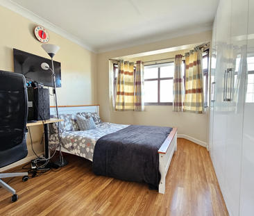 4 bedroom semi-detached house to rent - Photo 5