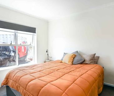 Modern, Sleek & Secure - Photo 2