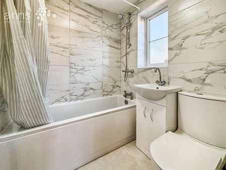 Parsley Close, Earley, Reading, RG6 - Photo 5