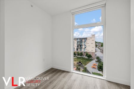 Condo in Vancouver East Side, BC - Photo 5