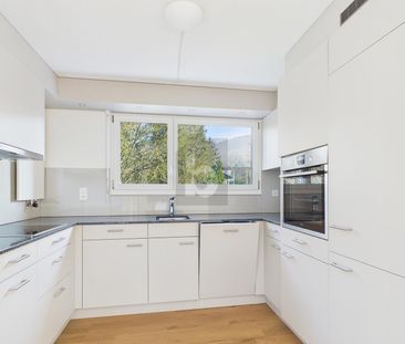 LIGHT-FLOODED WITH A VIEW OF THE NATURE - Photo 2