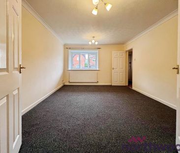 4 bedroom detached house to rent - Photo 4