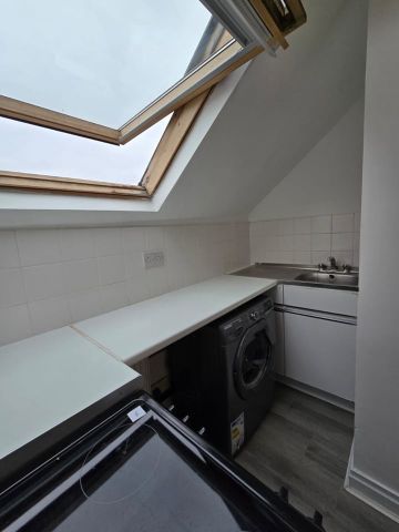 Studio Flat, Belmont Road, N15 - Photo 4