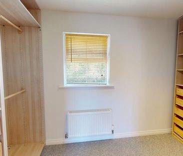 5 bedroom semi-detached house to rent - Photo 3