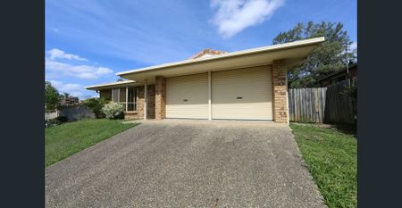 Spacious 4 bedroom home in great location - Photo 4