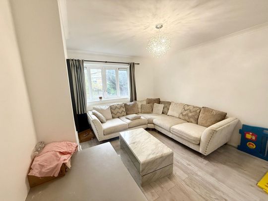 1 Bed Flat, Hume Court, N1 - Photo 1