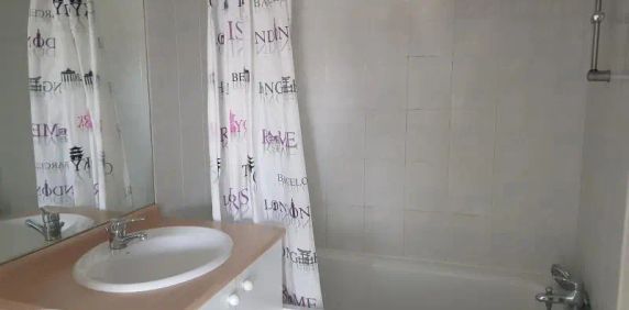 Appartement à louer 2 pièces 38m² - Photo 2