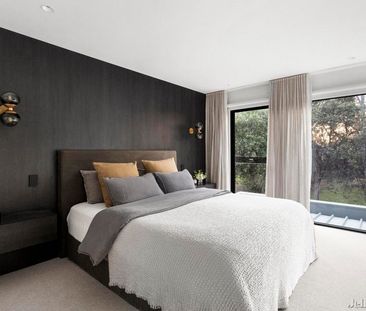 31 Leonard Street, Northcote - Photo 5