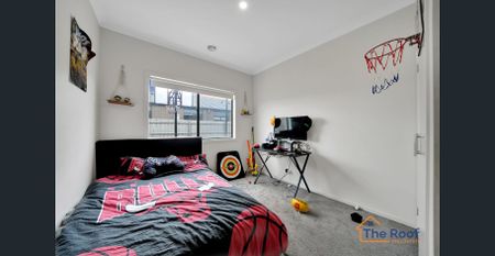 !! Stunning Brand New Family Home for Rent in Mambourin !! - Photo 4