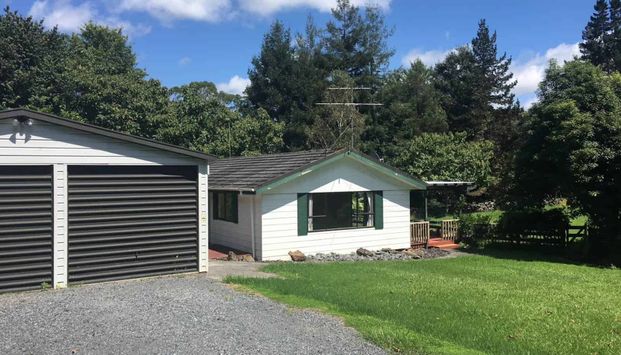 Country Living - Photo 1