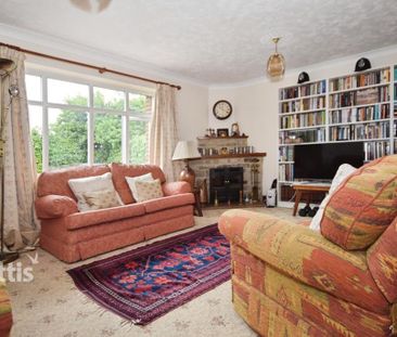 2 bedroom detached bungalow to rent - Photo 1