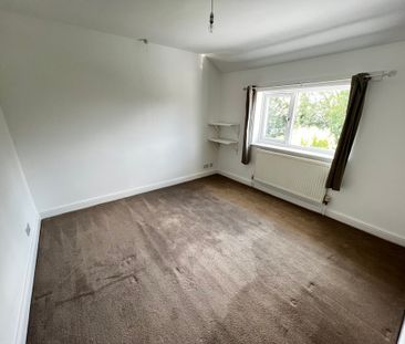 Round Hill, Sedgley, Dudley - Photo 5