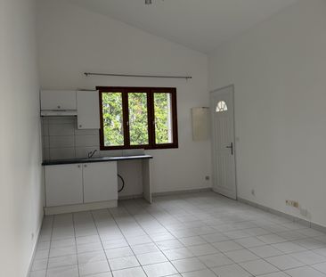 Location Appartement 2 pièces 35m² ST MAUR DES FOSSES 94210 - Photo 2