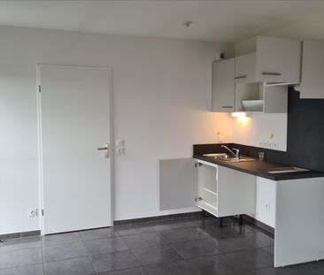 Location Appartement 1 pièce 29m² - Photo 2