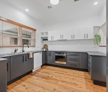 Home For Rent - Photo 3