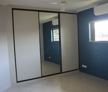 Spacious modern home in Wangan. - Photo 6