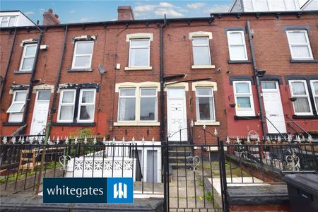 2 bedroom terraced house to rent - Photo 3