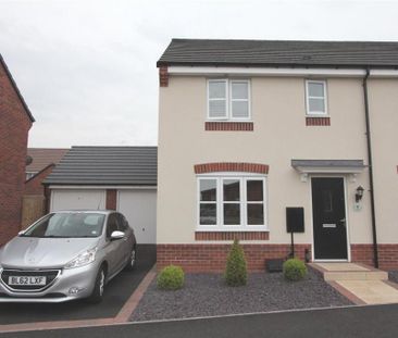 3 bedroom semi-detached house to rent - Photo 1