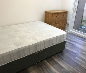 Crown Street, Oxford, Oxford - Photo 1