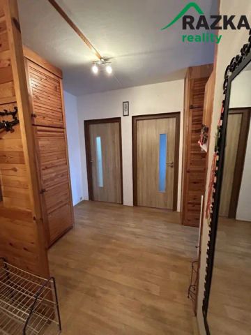 Byt 2+1 s lodžií v Mariánských Lázních, ul. Janáčkova - Fotografie 4