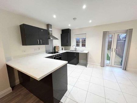 Field View, Brackley, NN13 - Photo 5