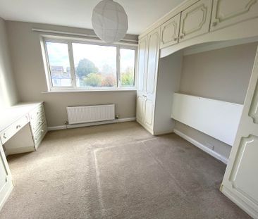 Hanover Place, Canterbury - Photo 1