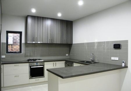 3/14 Melton Grove, Croydon - Photo 2