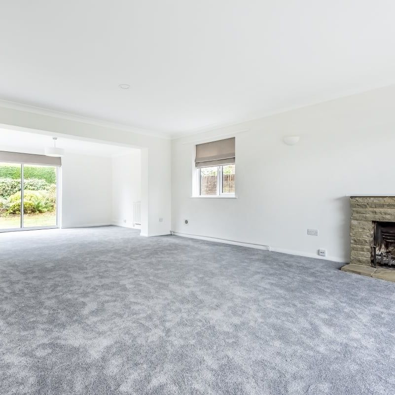 4 bedroom detached house to rent - Photo 1