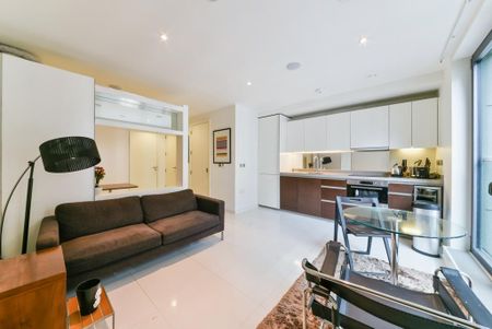 Studio to rent - Photo 2