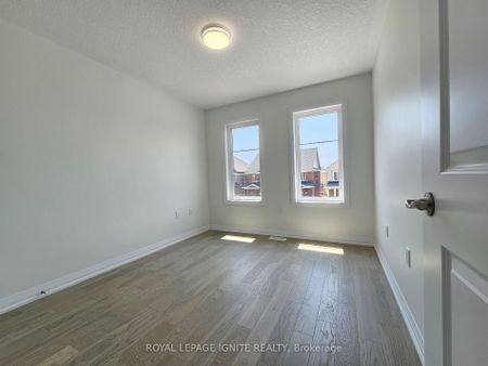 For Lease - 61 Copperhill Heights, Barrie, Ontario - Photo 5