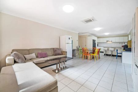 Home For Rent - Photo 3